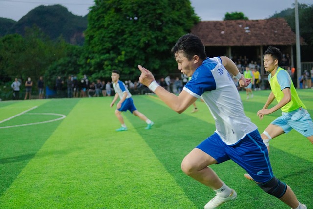 星仍面临诸 星仍面临诸